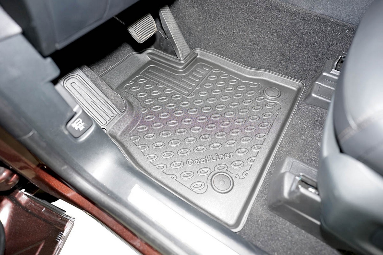 Car mats suitable for Ford Explorer VI 2019-present Cool Liner PE/TPE rubber (FOR1EXFM-C) (2)