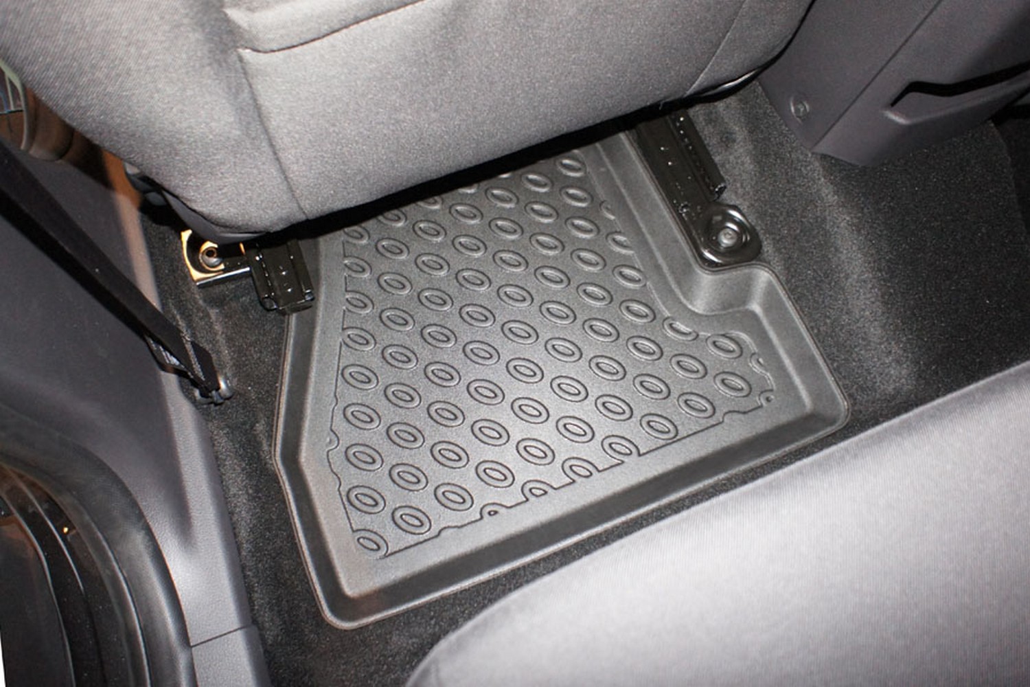 Car mats suitable for Ford Focus III 2010-2018 5-door hatchback Cool Liner PE/TPE rubber (FOR1FOFM-C) (4)