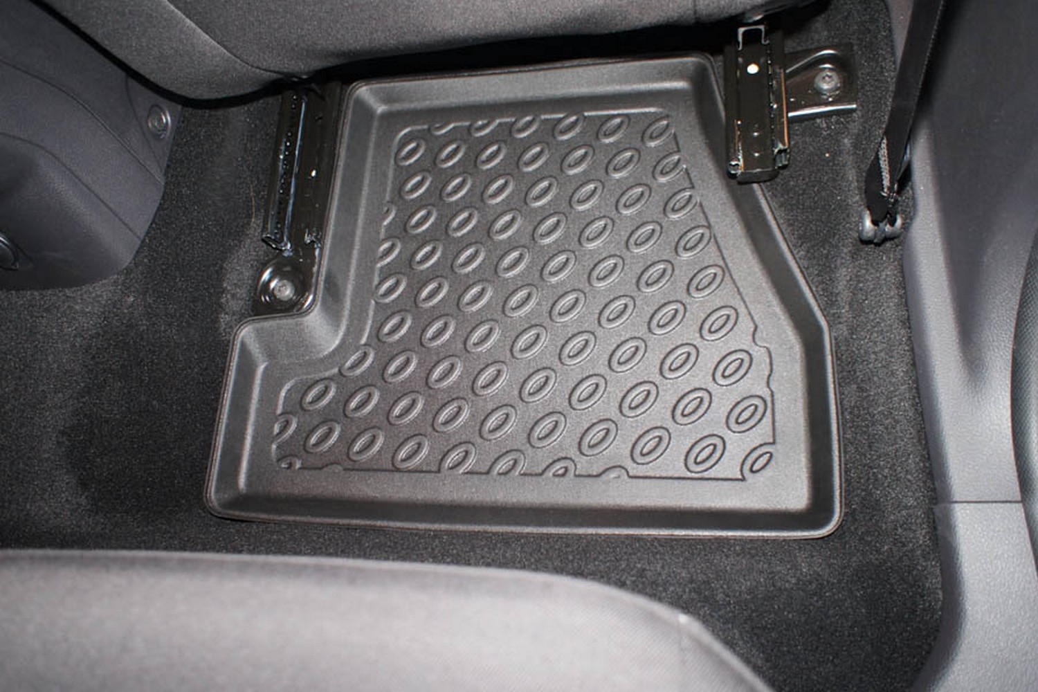 Car mats suitable for Ford Focus III 2010-2018 5-door hatchback Cool Liner PE/TPE rubber (FOR1FOFM-C) (5)