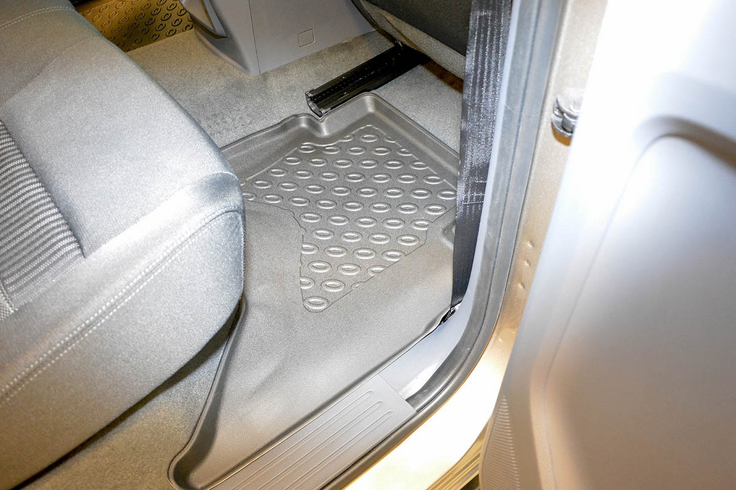 Car mats suitable for Ford Ranger III 2012-2019 Cool Liner PE/TPE rubber (FOR1RAFM-C) (5) Car mats suitable for Ford Ranger III 2012-2019 Cool Liner PE/TPE rubber (FOR1RAFM-C) (5)