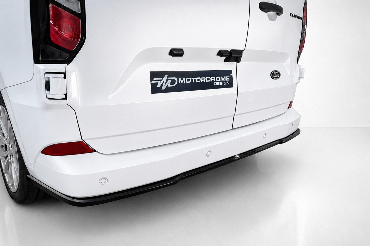 Difusor trasero Ford Transit y Tourneo Custom II 2023-actualidad ABS Difusor trasero Ford Transit y Tourneo Custom II 2023-actualidad ABS