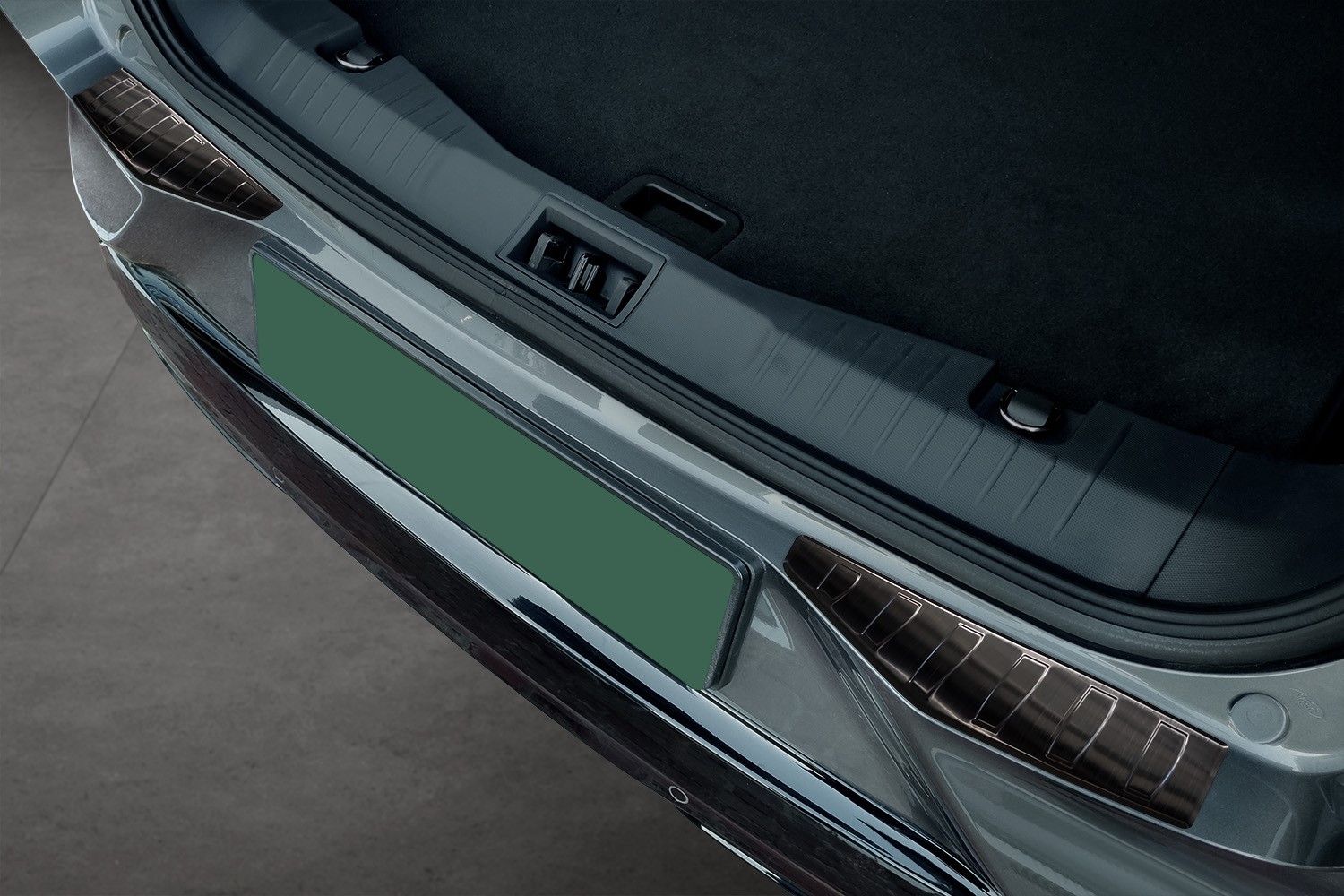 Protection de seuil de coffre Ford Mustang Mach-E 2020-présent acier inox brossé anthracite