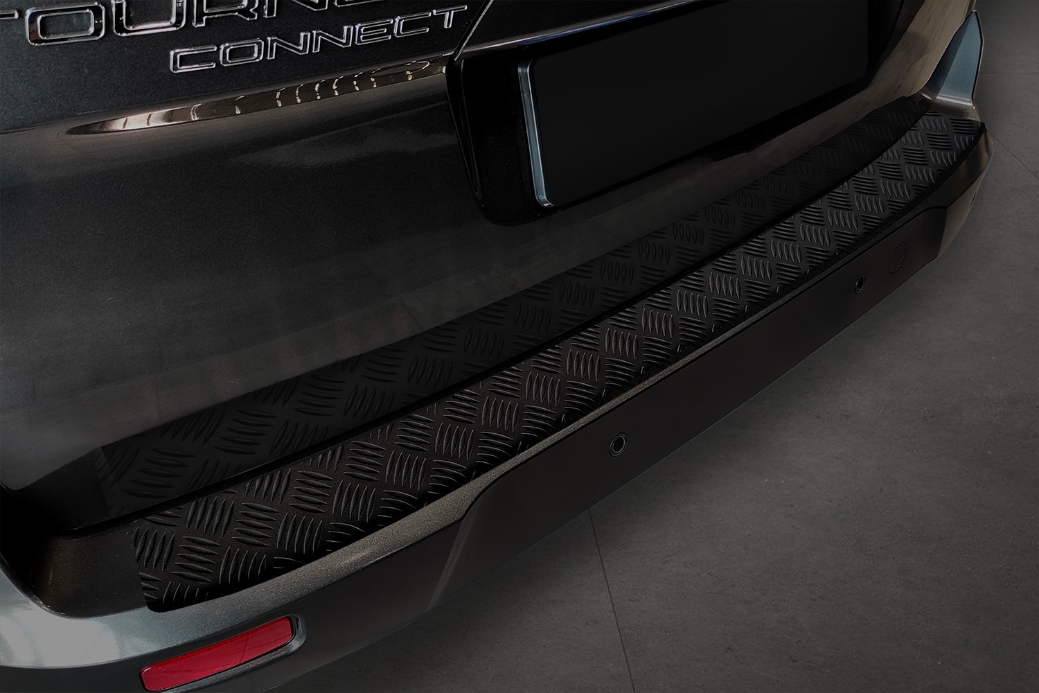 Rear Bumper Kit | FORD TRANSIT CONNECT 2022