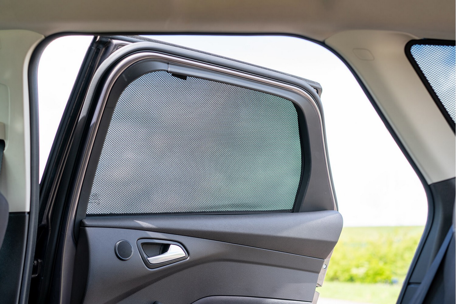 Sun shades suitable for Ford Focus III 2010-2018 wagon Car Shades - rear side doors