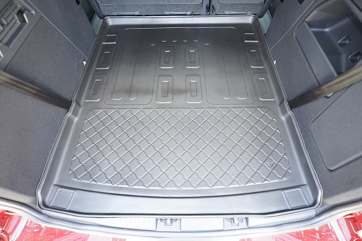 Boot mat suitable for Ford Tourneo Connect III 2022-present Guardliner anti slip PE/TPE rubber (FOR8TOTM-G) (3)