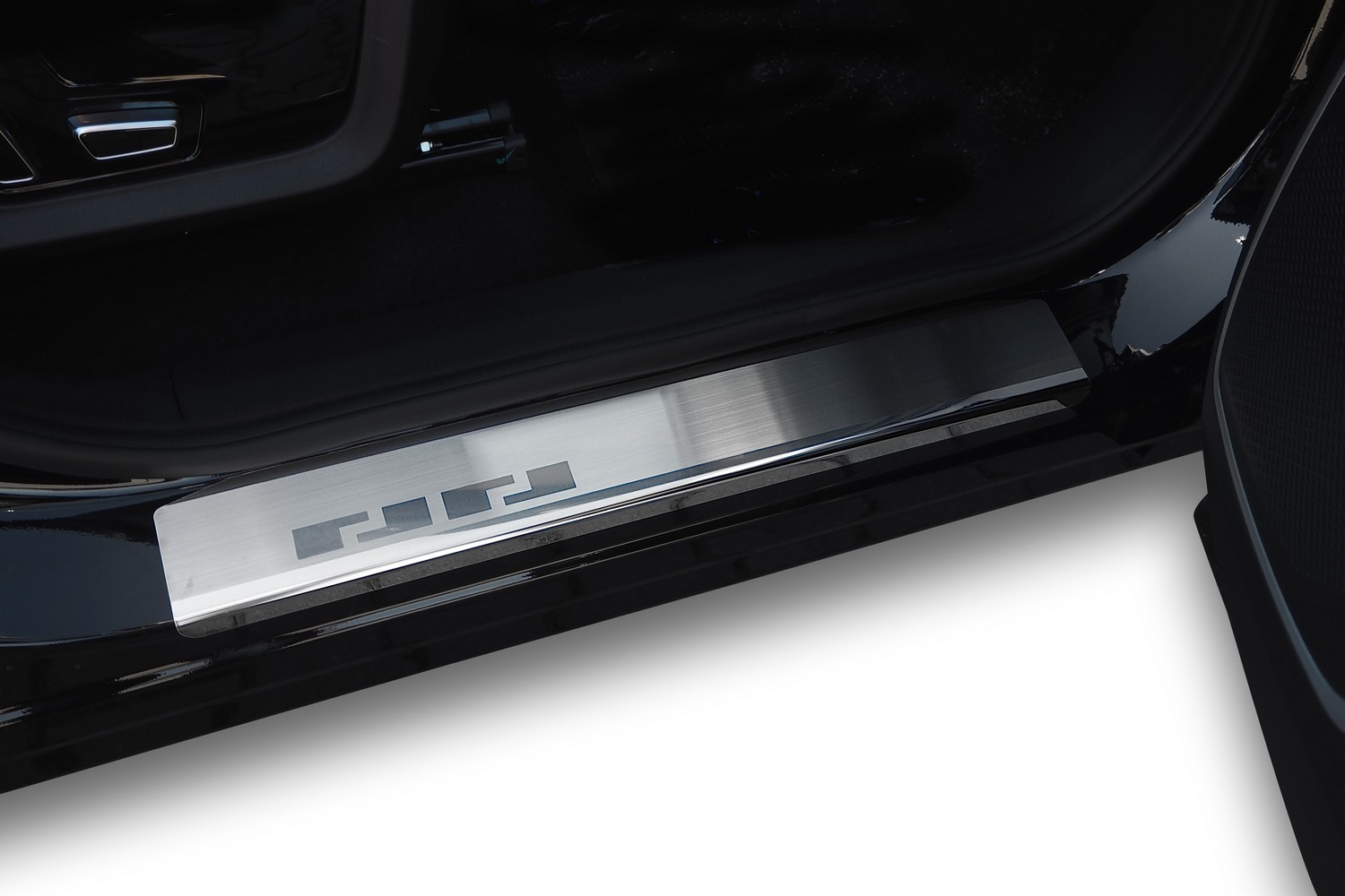 Door sill plates suitable for Forthing T5 Evo 2023-present stainless steel brushed