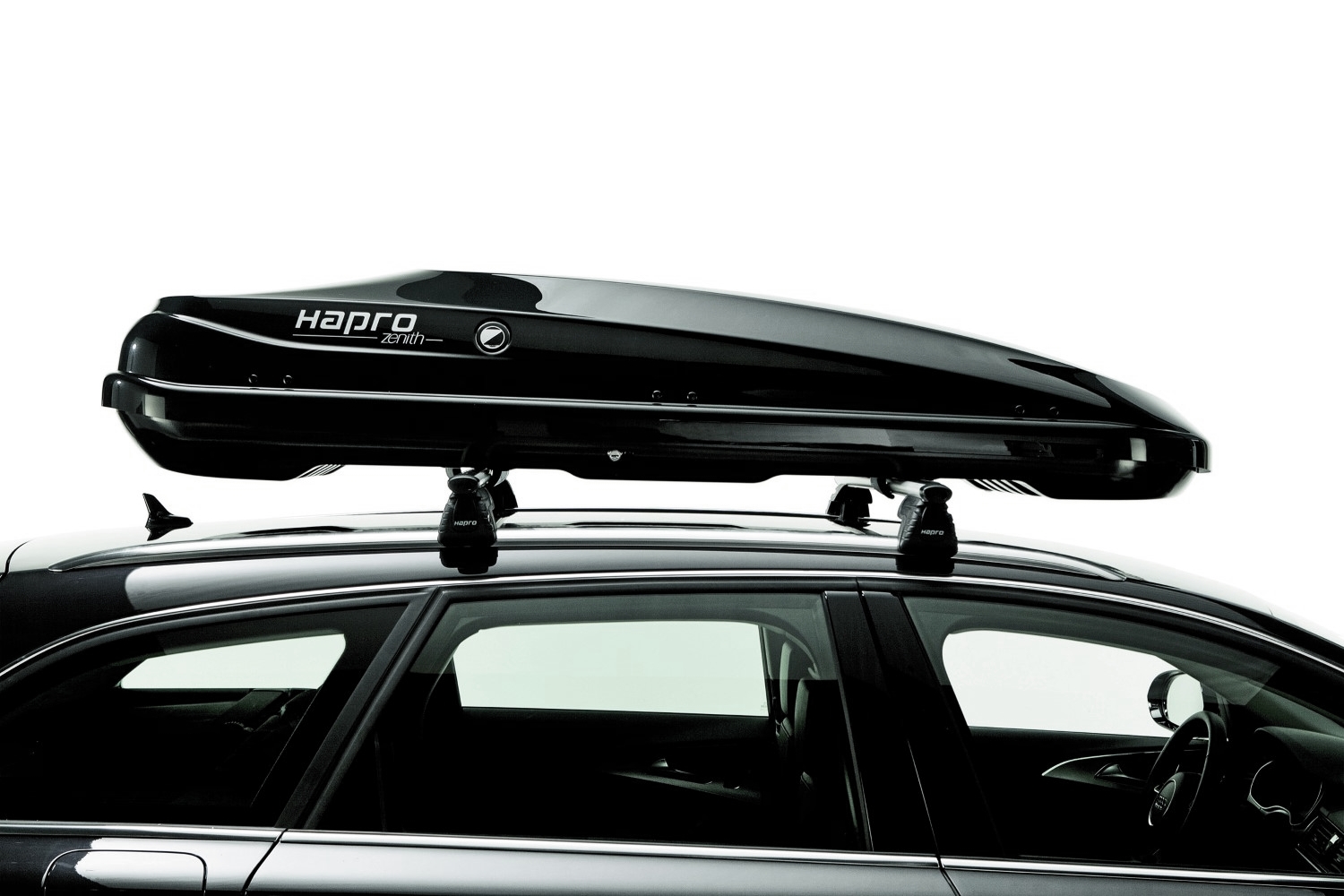 Hapro Zenith 6.6 Brilliant Black roof box | Car Expert