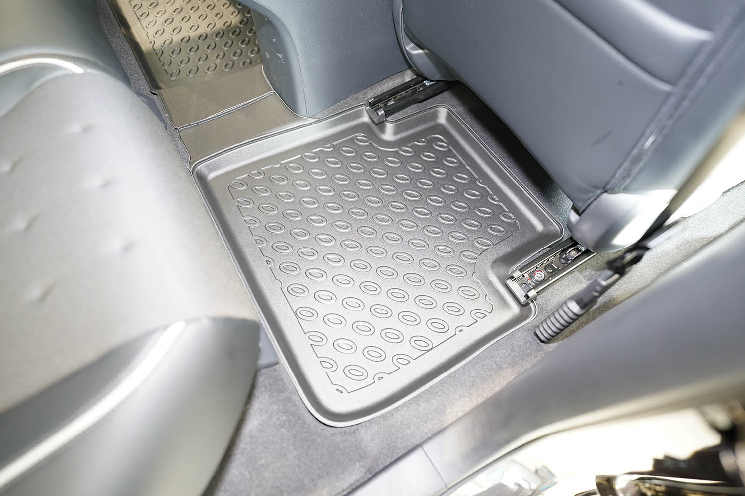 Car mats suitable for Honda ZR-V (RZ) 2023-present Cool Liner PE/TPE rubber (HON1ZVFM-C) (5) Car mats suitable for Honda ZR-V (RZ) 2023-present Cool Liner PE/TPE rubber (HON1ZVFM-C) (5)