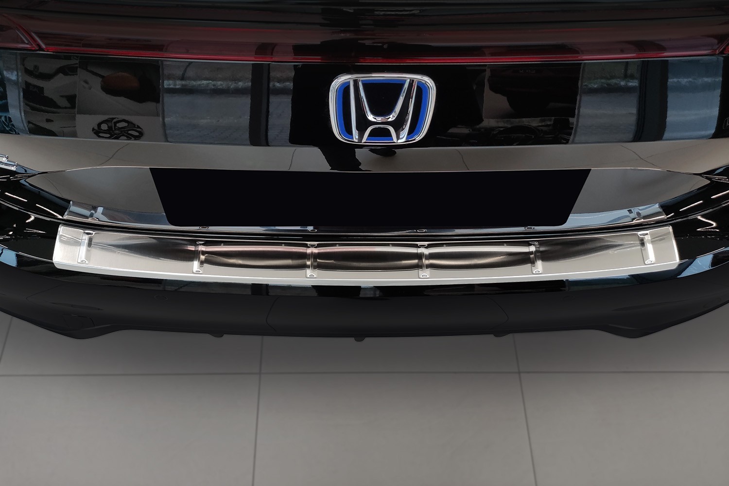 Rear bumper protector Honda Civic XI stainless steel brushed
