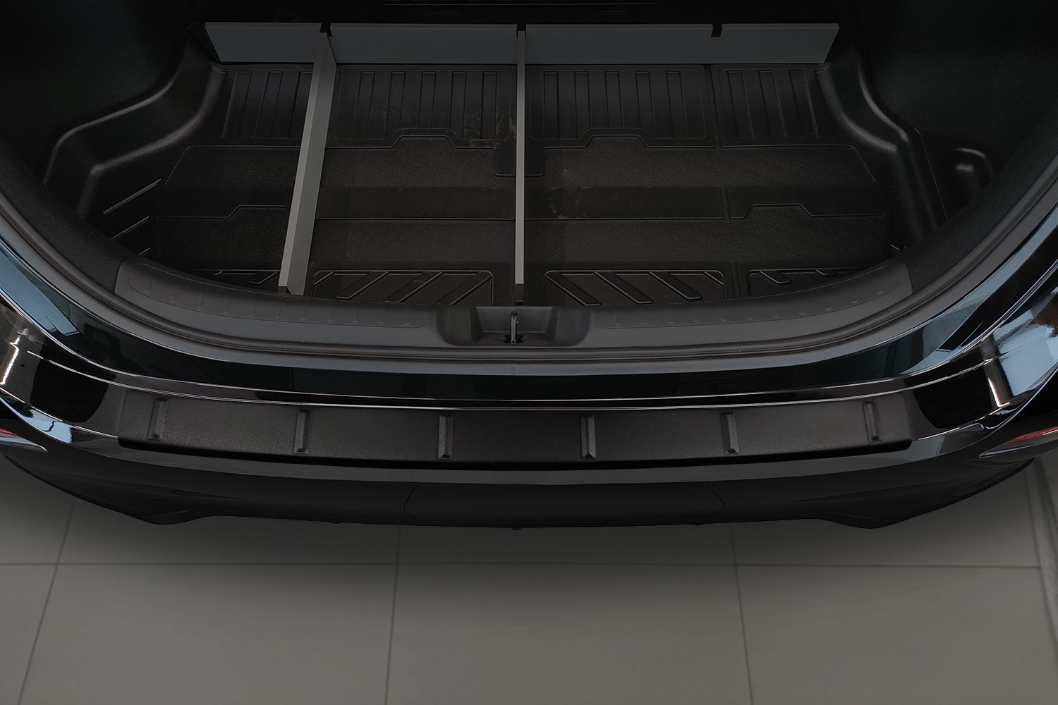 Rear bumper protector Honda Civic XI 2021-present 5-door hatchback stainless steel anthracite matt (4) Rear bumper protector Honda Civic XI 2021-present 5-door hatchback stainless steel anthracite matt (4)