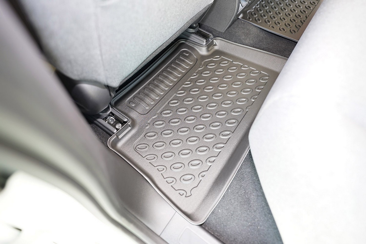 Car mats suitable for Honda E (ZC7) 2019-present 5-door hatchback Cool Liner PE/TPE rubber (HON2EEFM-C) (4) Car mats suitable for Honda E (ZC7) 2019-present 5-door hatchback Cool Liner PE/TPE rubber (HON2EEFM-C) (4)