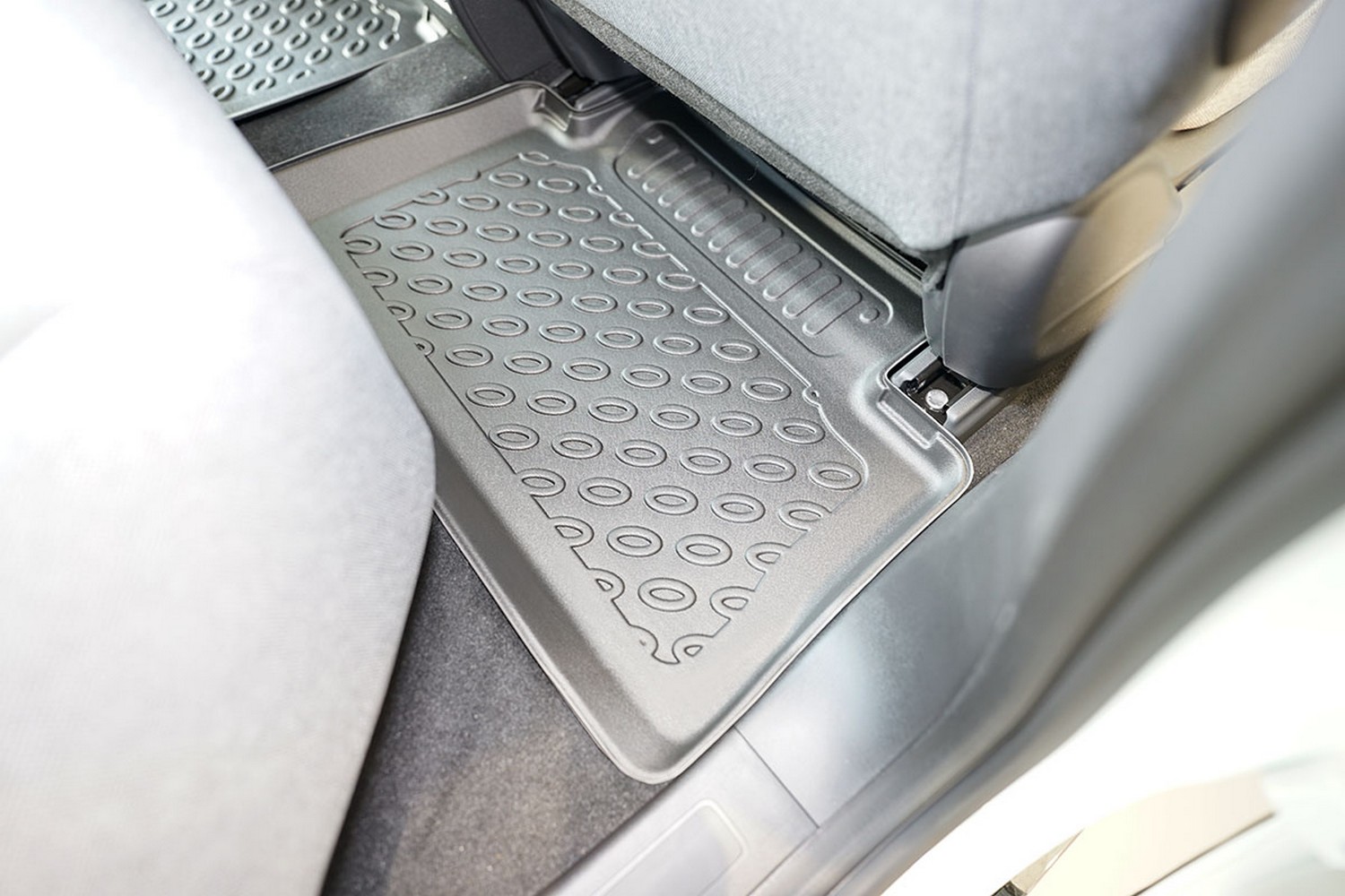 Car mats suitable for Honda E (ZC7) 2019-present 5-door hatchback Cool Liner PE/TPE rubber (HON2EEFM-C) (5) Car mats suitable for Honda E (ZC7) 2019-present 5-door hatchback Cool Liner PE/TPE rubber (HON2EEFM-C) (5)