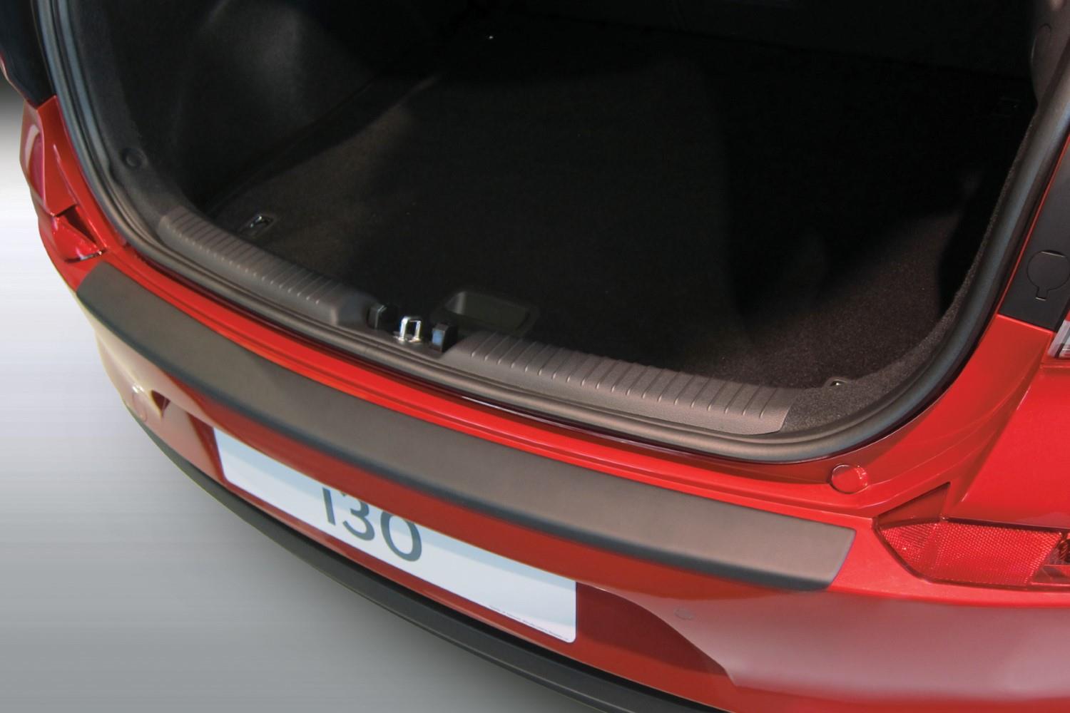 Rear bumper protector suitable for Hyundai i30 (PD) 2017-2020 5-door hatchback ABS - matt black