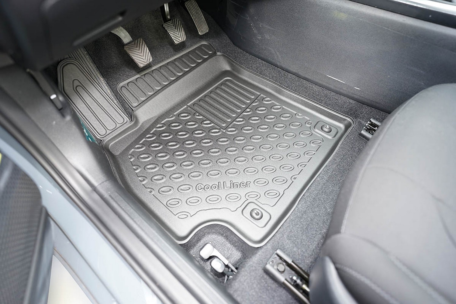 Car mats suitable for Hyundai Elantra VII (CN7) 2021-present 4-door saloon Cool Liner PE/TPE rubber (HYU1ELFM-C) (2) Car mats suitable for Hyundai Elantra VII (CN7) 2021-present 4-door saloon Cool Liner PE/TPE rubber (HYU1ELFM-C) (2)