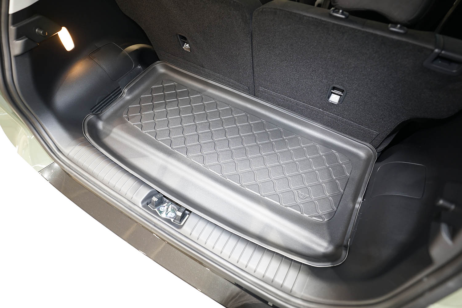 Boot mat suitable for Hyundai Inster (AX1 EV) 2024-present 5-door hatchback Guardliner anti slip PE/TPE rubber (HYU1INTM-G) (2) Boot mat suitable for Hyundai Inster (AX1 EV) 2024-present 5-door hatchback Guardliner anti slip PE/TPE rubber (HYU1INTM-G) (2)