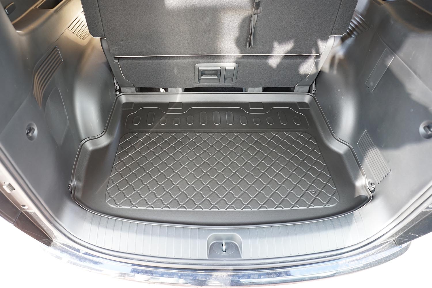 Boot mat suitable for Hyundai Staria (US4) 2024-present Guardliner anti slip PE/TPE rubber (HYU1STTM-G) (3)