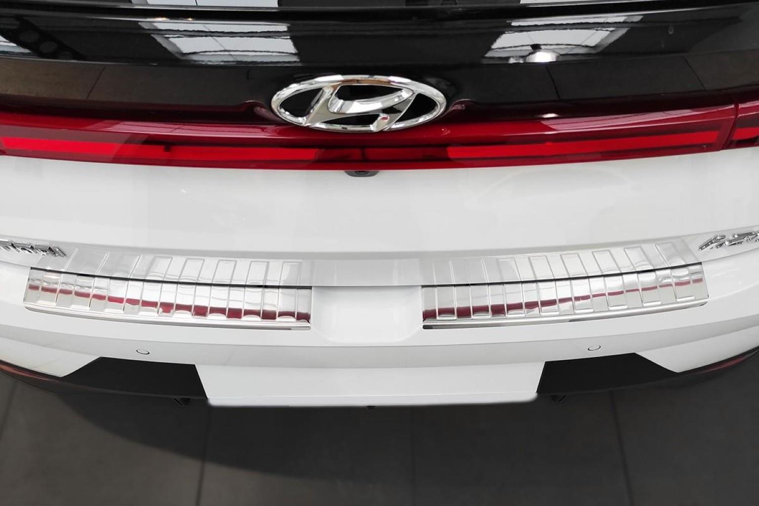 Rear bumper protector Hyundai i20 (BC3) 2020-present 5-door hatchback stainless steel (2)