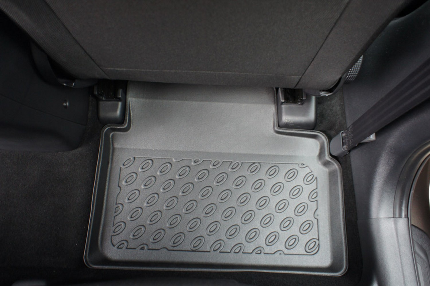 Car mats suitable for Hyundai i30 (GD) 2012-2017 wagon Cool Liner PE/TPE rubber (HYU2I3FM-C) (5) Car mats suitable for Hyundai i30 (GD) 2012-2017 wagon Cool Liner PE/TPE rubber (HYU2I3FM-C) (5)