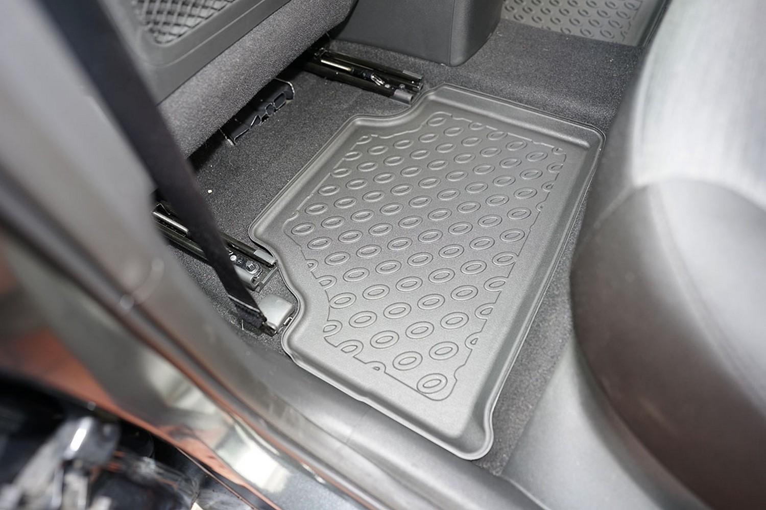 Car mats suitable for Hyundai Kona (OS) 2017-2022 Cool Liner PE/TPE rubber (HYU3KOFM-C) (4) Car mats suitable for Hyundai Kona (OS) 2017-2022 Cool Liner PE/TPE rubber (HYU3KOFM-C) (4)