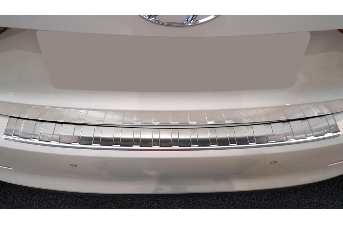 Protection de seuil de coffre Hyundai Elantra VI (AD) 2015-2020 4 portes tricorps acier inox brossé