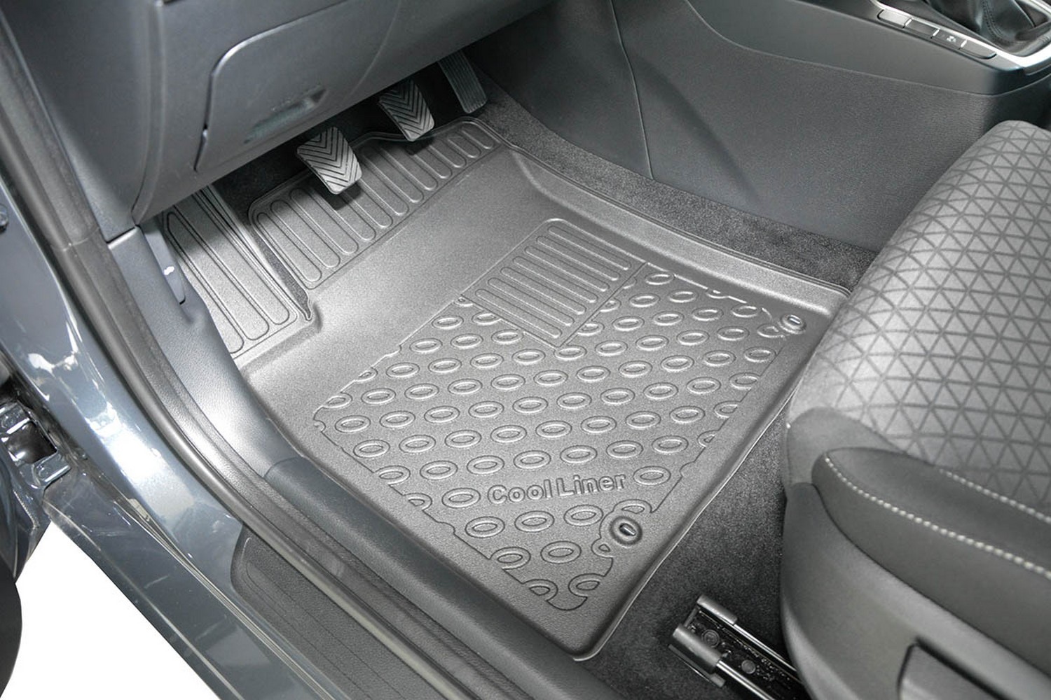 Car mats suitable for Hyundai i30 (PD) 2017-present wagon Cool Liner PE/TPE rubber (HYU4I3FM-C) (2) Car mats suitable for Hyundai i30 (PD) 2017-present wagon Cool Liner PE/TPE rubber (HYU4I3FM-C) (2)