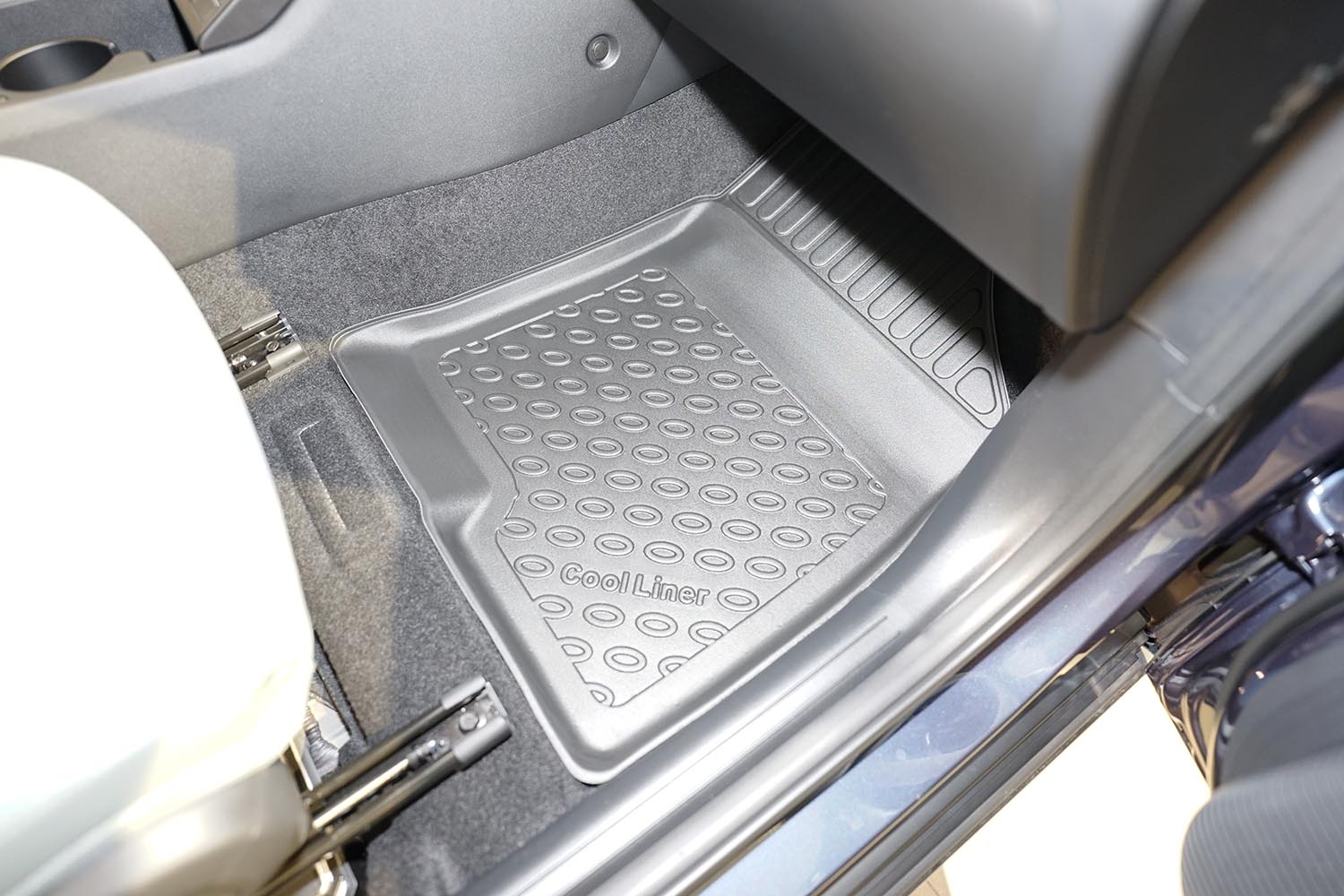 Car mats suitable for Hyundai Kona (SX2) 2023-present Cool Liner PE/TPE rubber (HYU4KOFM-C) (3) Car mats suitable for Hyundai Kona (SX2) 2023-present Cool Liner PE/TPE rubber (HYU4KOFM-C) (3)