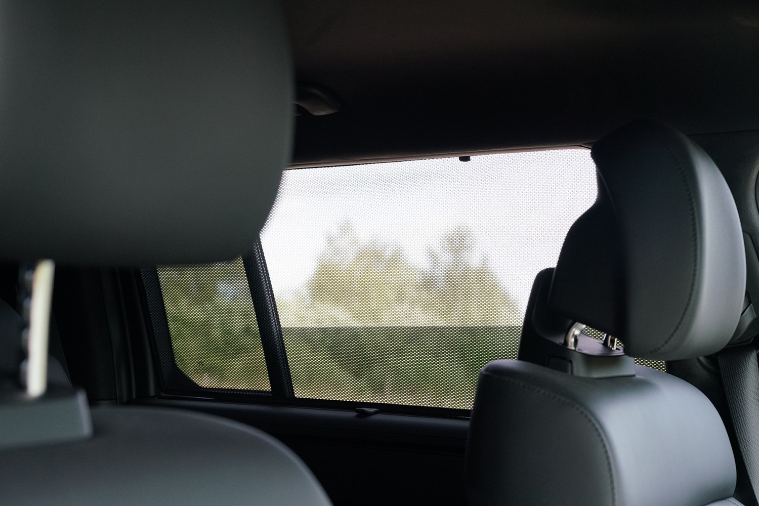 Sun shades suitable for Hyundai Santa Fe (MX5) 2024-present Car Shades - rear side doors (HYU4SFCS-RD) (3) Sun shades suitable for Hyundai Santa Fe (MX5) 2024-present Car Shades - rear side doors (HYU4SFCS-RD) (3)