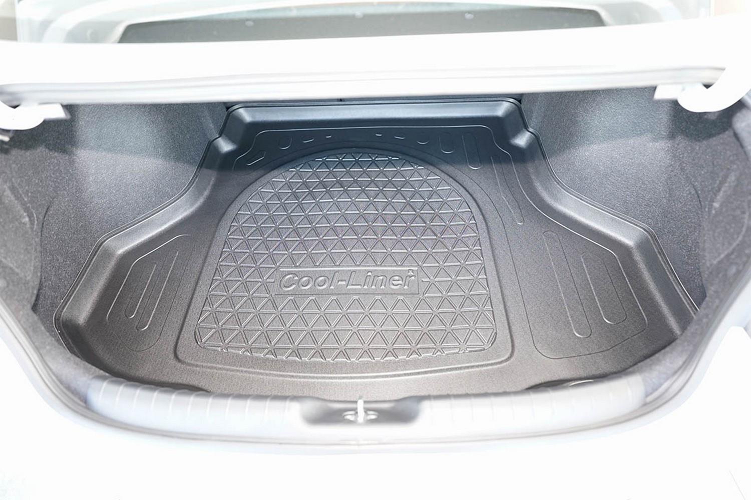 Kofferbakmat Hyundai Elantra VII (CN7) 2020-heden 4-deurs sedan Cool Liner anti-slip PE/TPE rubber