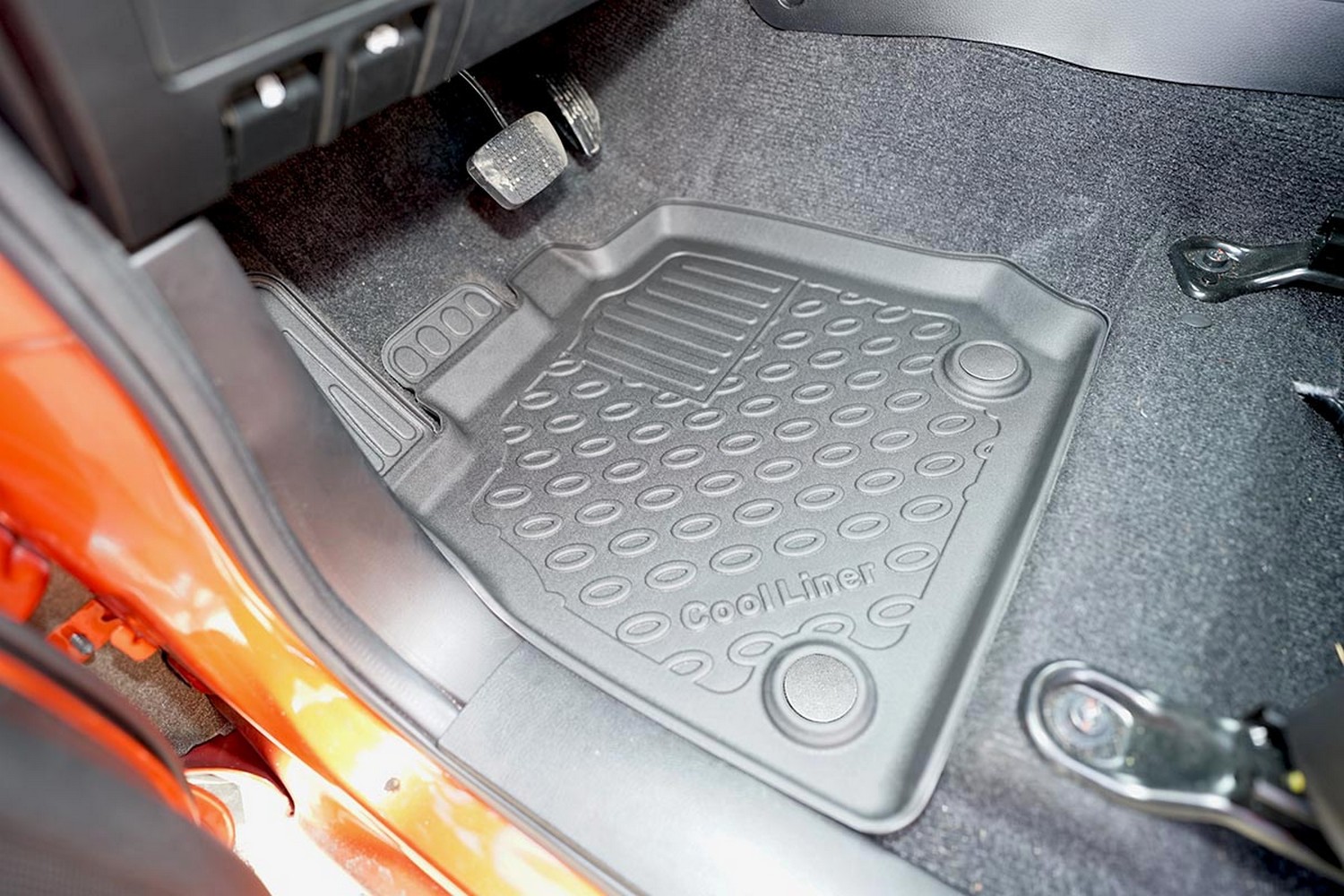 Car mats suitable for Isuzu D-Max III (RG01) 2021-present pickup Cool Liner PE/TPE rubber (ISU1DMFM-C) (2) Car mats suitable for Isuzu D-Max III (RG01) 2021-present pickup Cool Liner PE/TPE rubber (ISU1DMFM-C) (2)