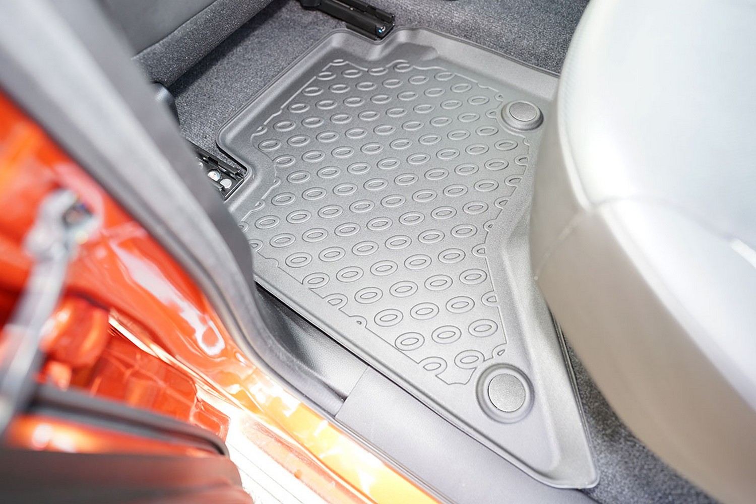 Car mats suitable for Isuzu D-Max III (RG01) 2021-present pickup Cool Liner PE/TPE rubber (ISU1DMFM-C) (4) Car mats suitable for Isuzu D-Max III (RG01) 2021-present pickup Cool Liner PE/TPE rubber (ISU1DMFM-C) (4)