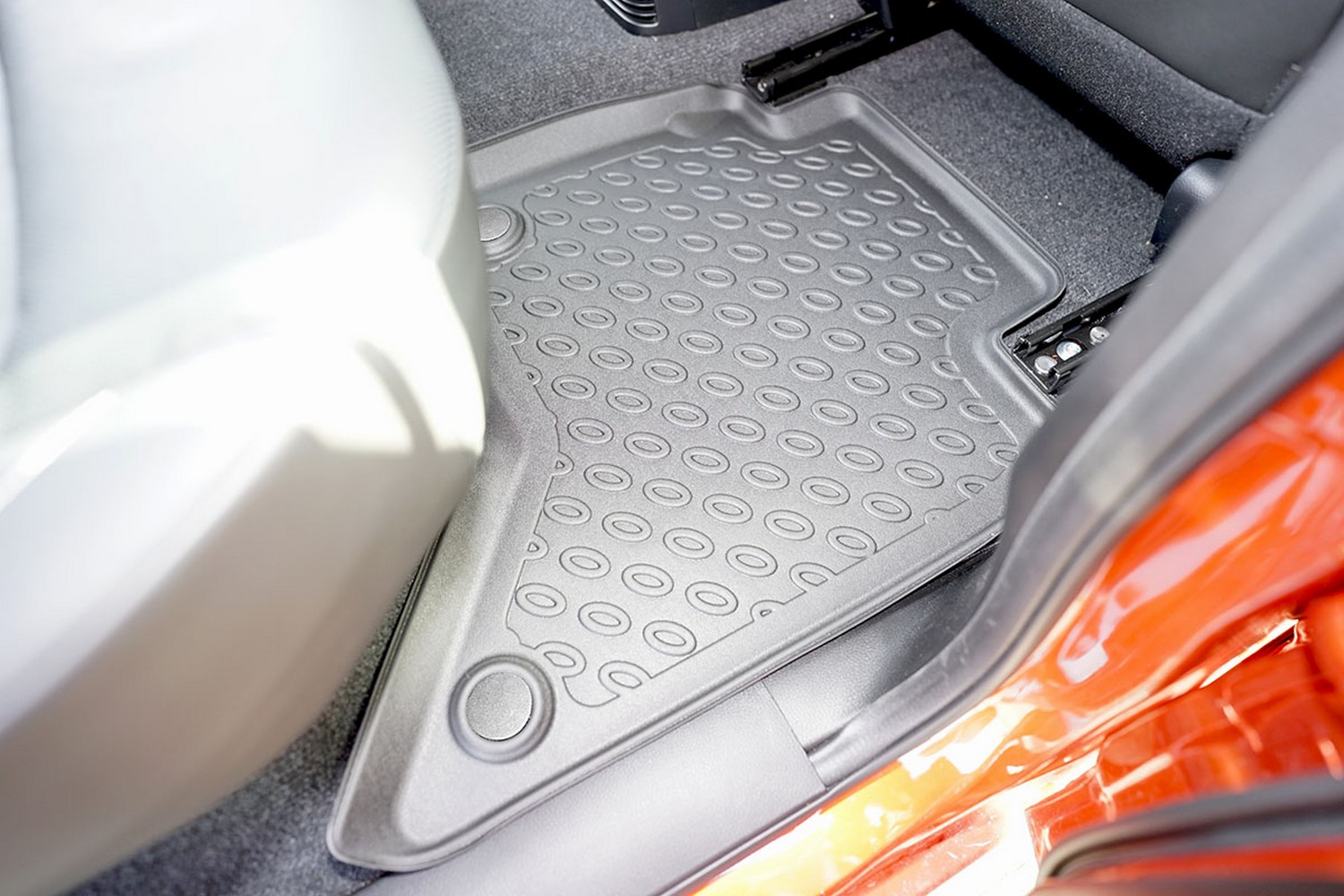 Car mats suitable for Isuzu D-Max III (RG01) 2021-present pickup Cool Liner PE/TPE rubber (ISU1DMFM-C) (5) Car mats suitable for Isuzu D-Max III (RG01) 2021-present pickup Cool Liner PE/TPE rubber (ISU1DMFM-C) (5)