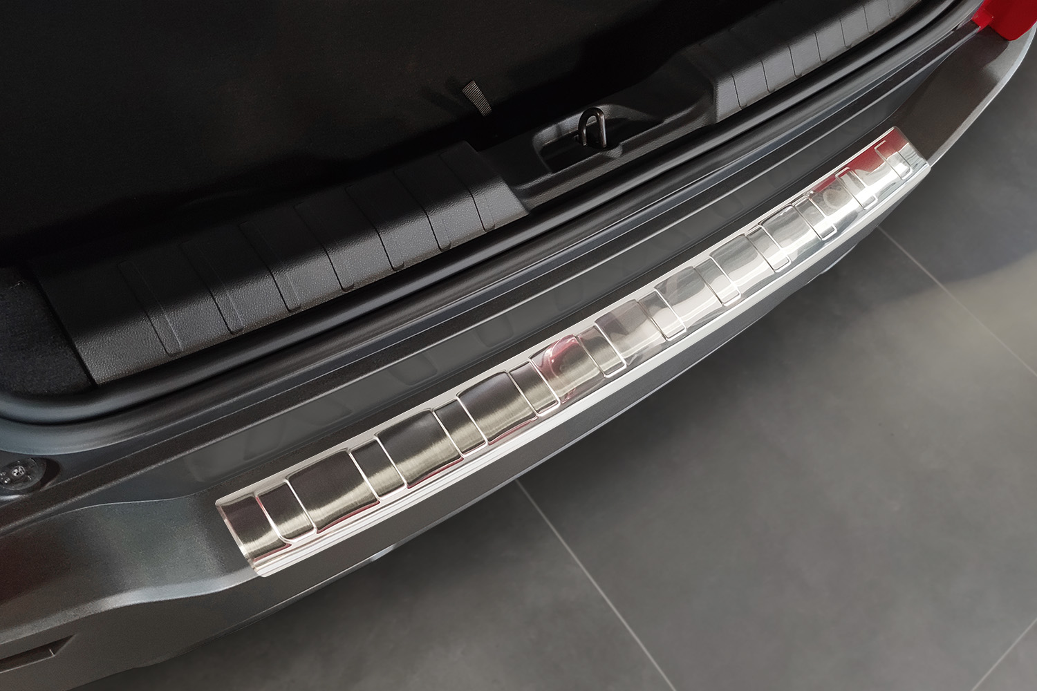 Protection de seuil de coffre convient à Jeep Avenger 2023-présent acier inox brossé