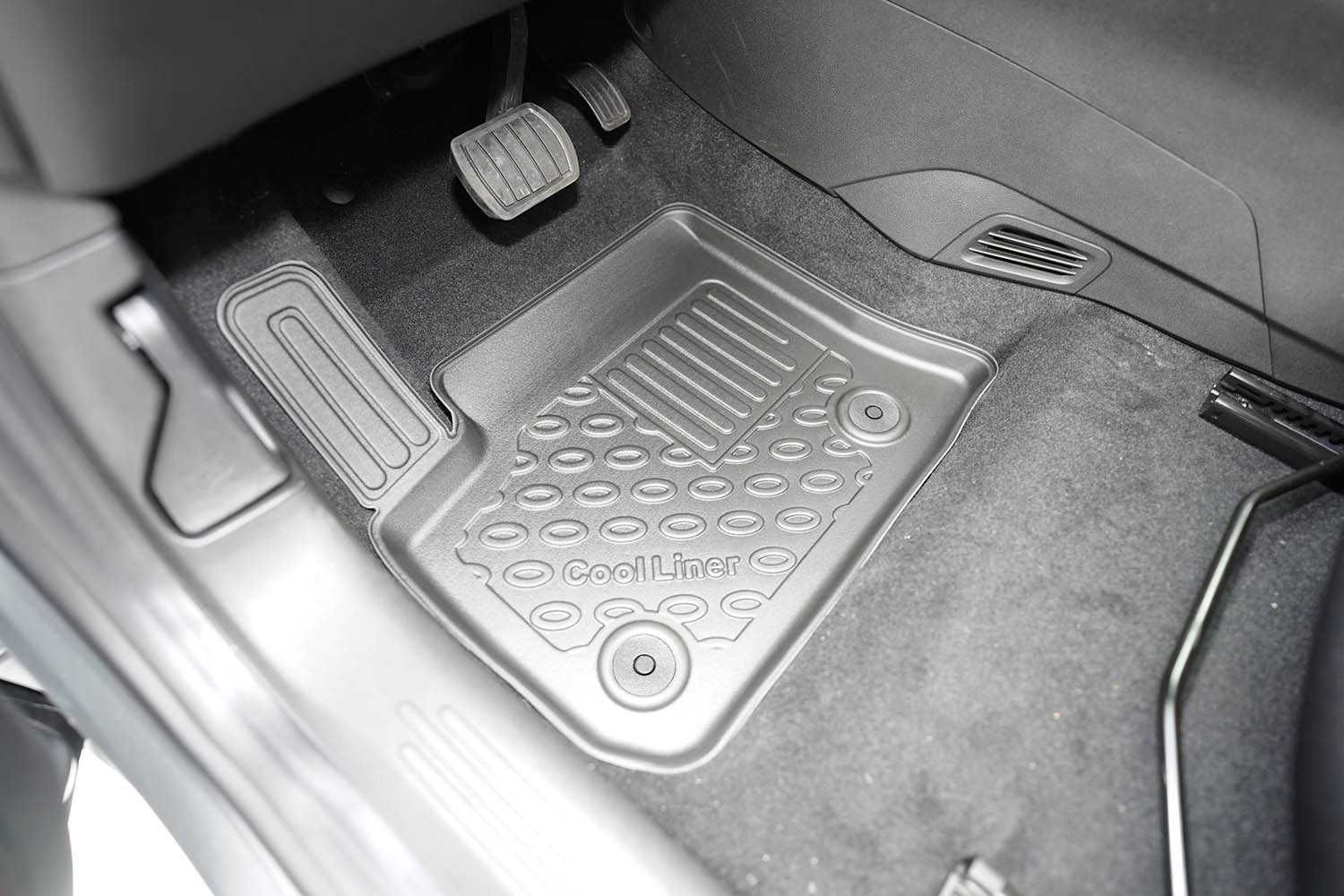 Car mats suitable for Jeep Avenger 2023-present Cool Liner PE/TPE rubber (JEE1AVFM-C) (2) Car mats suitable for Jeep Avenger 2023-present Cool Liner PE/TPE rubber (JEE1AVFM-C) (2)