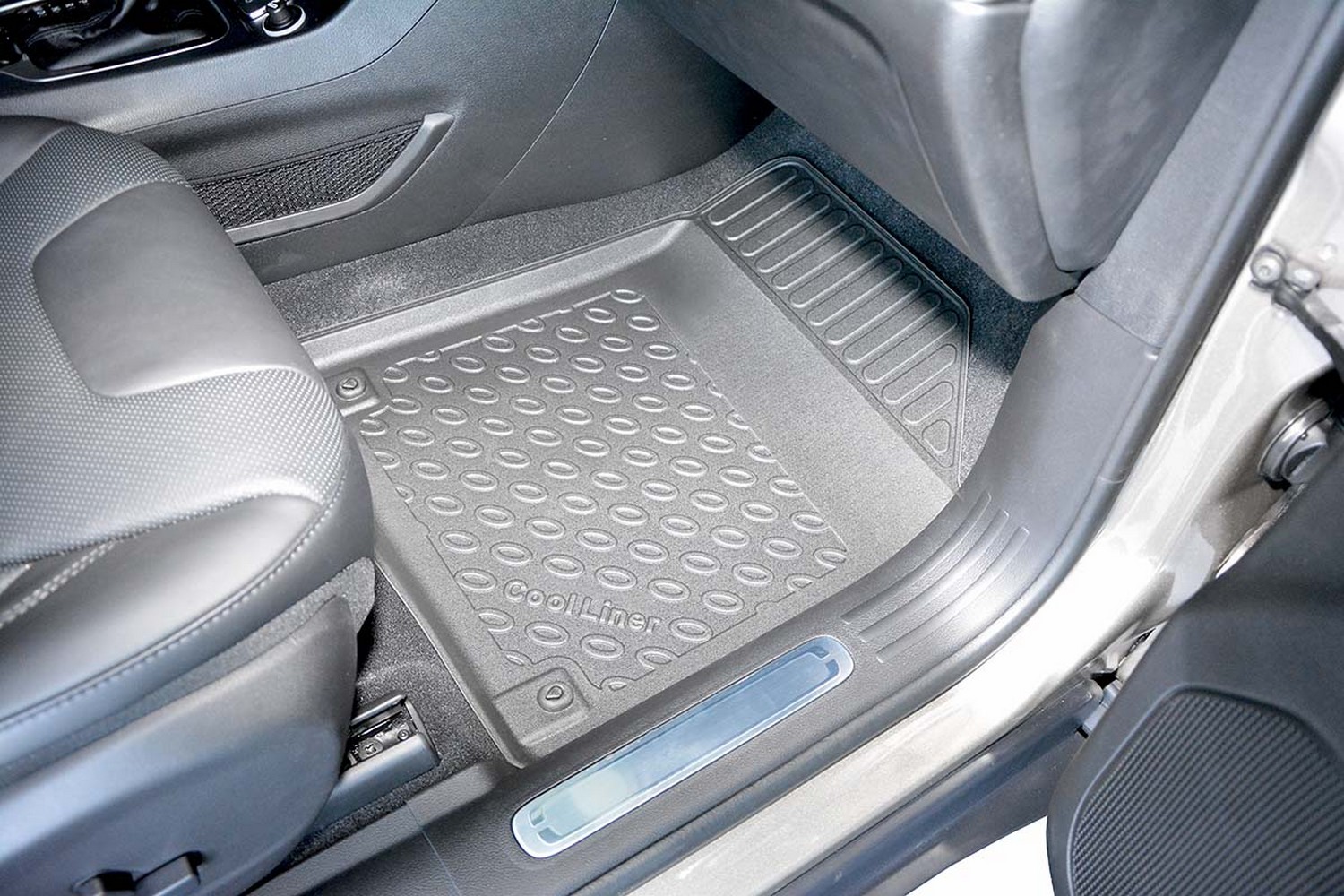 Car mats suitable for Jeep Cherokee V (KL) 2014-2023 Cool Liner PE/TPE rubber (JEE1CHFM-C) (3) Car mats suitable for Jeep Cherokee V (KL) 2014-2023 Cool Liner PE/TPE rubber (JEE1CHFM-C) (3)