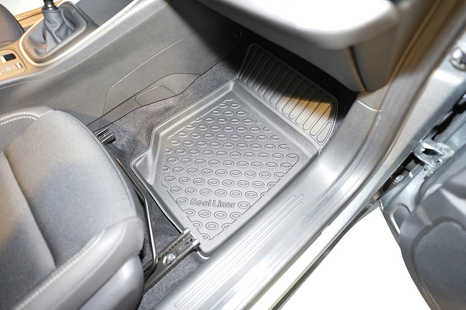 Car mats suitable for Jeep Avenger 2023-present Cool Liner PE/TPE rubber (JEE2AVFM-C) (3)