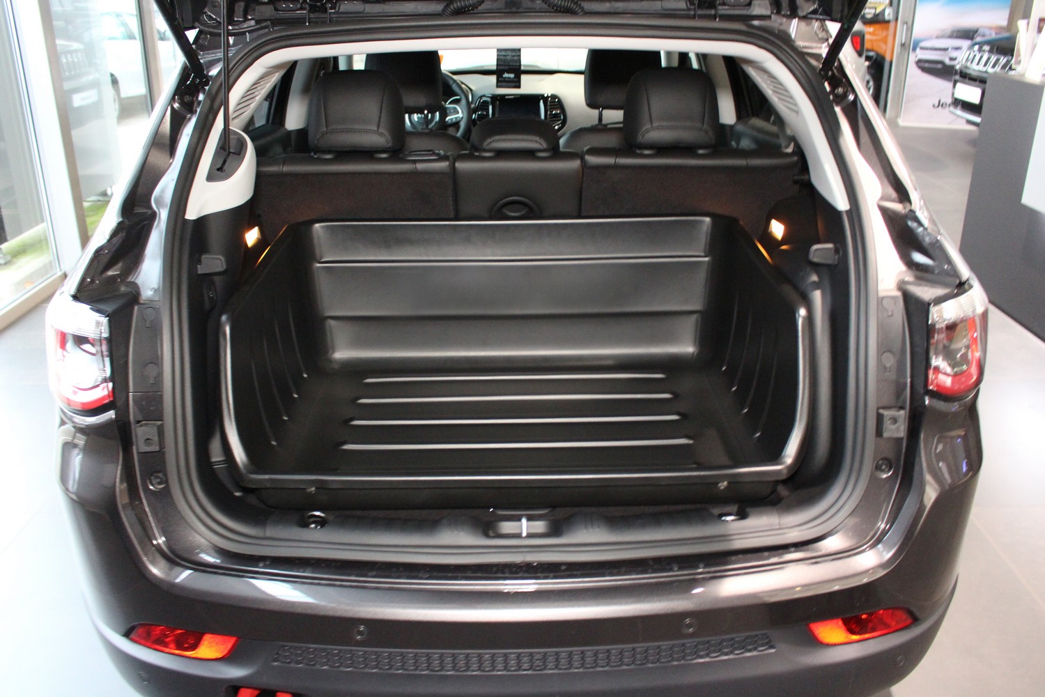 Boot liner suitable for Jeep Compass (MP) 2017-present Boot-Guard 99 x 70 x 33 cm