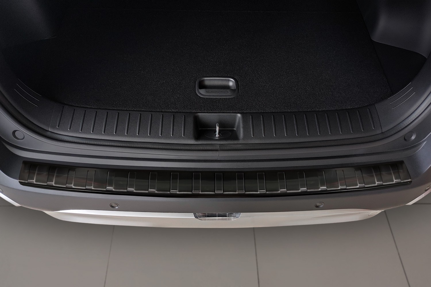Rear bumper protector Kia Sportage V (NQ5) 2021-present stainless steel anthracite (3)