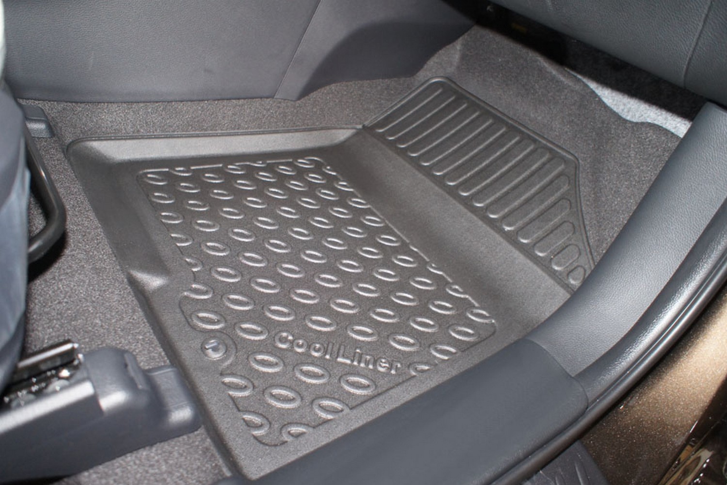 Car mats suitable for Kia Carens IV (RP) 2013-2018 Cool Liner PE/TPE rubber (KIA1CAFM-C) (3) Car mats suitable for Kia Carens IV (RP) 2013-2018 Cool Liner PE/TPE rubber (KIA1CAFM-C) (3)
