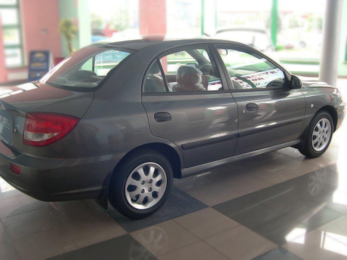Baguettes protection convient à Kia Rio (DC) 2000-2005 4 portes & break ensemble