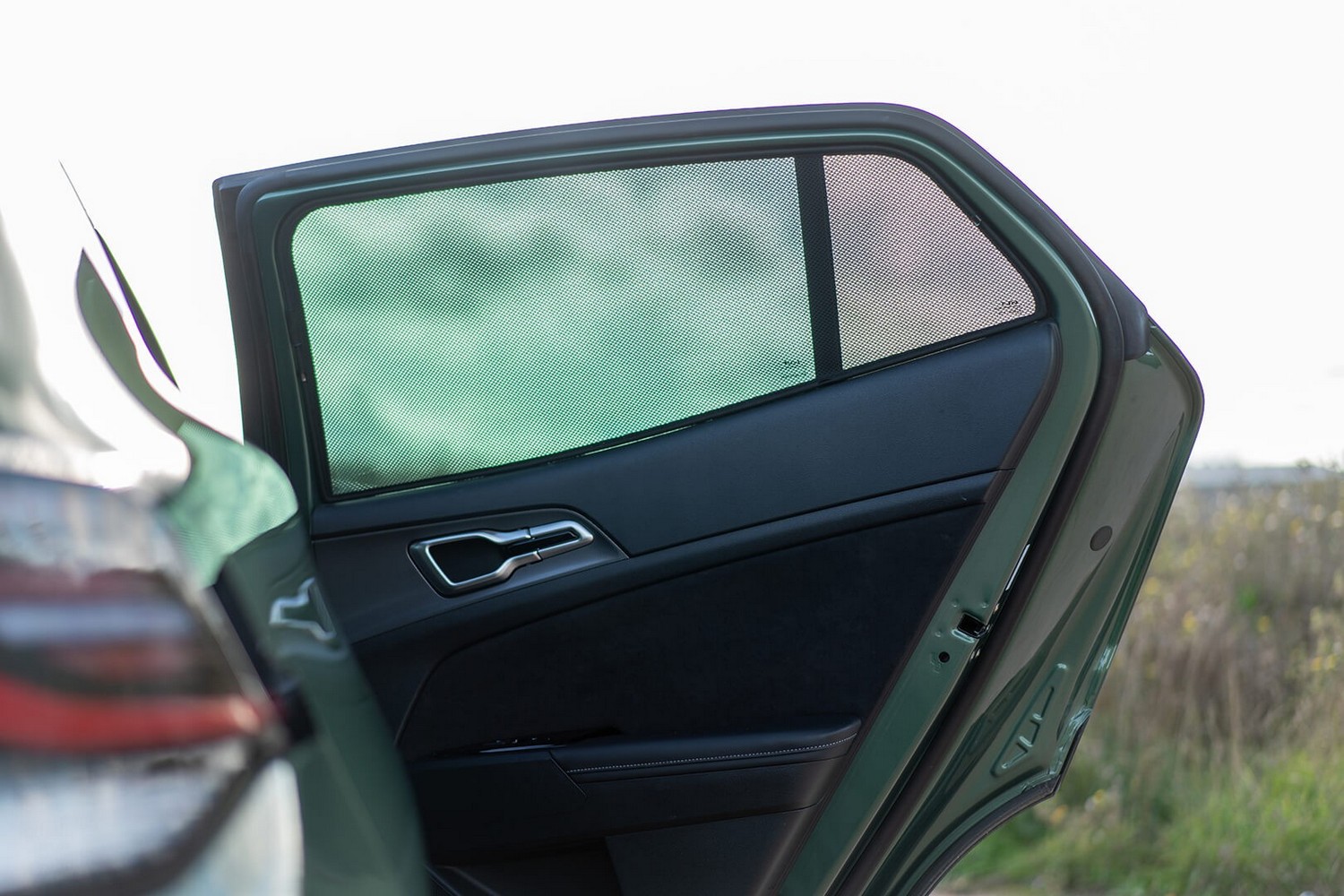 Sun shades suitable for Kia Sportage V (NQ5) 2021-present Car Shades - set