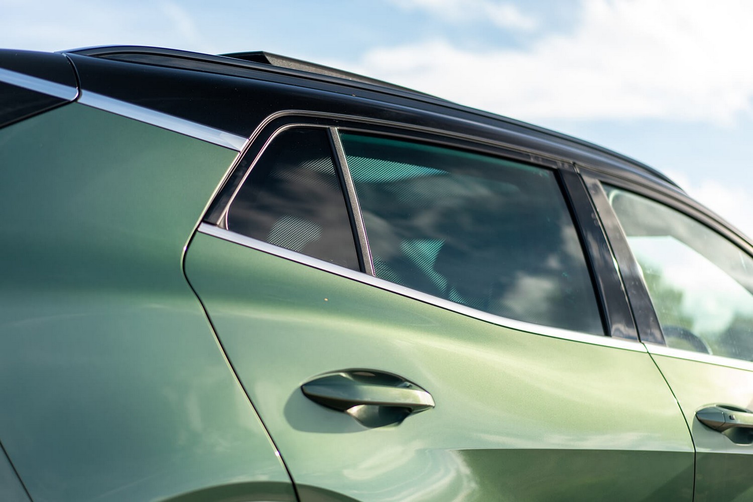 Sun shades Kia Sportage V (NQ5) 2021-present Car Shades - rear side doors (KIA4SPCS-RD) (2)