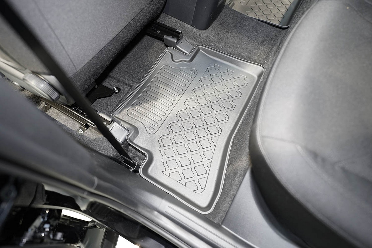 Car mats suitable for Kia Sportage V (NQ5) 2021-present Guardliner PE/TPE rubber (KIA6SPFM-G) (4)