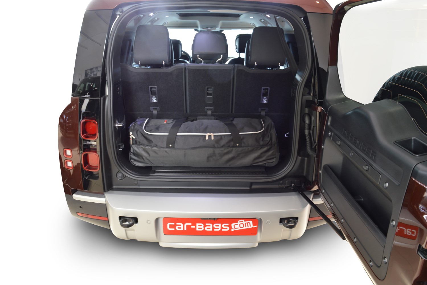 Travel bag set suitable for Land Rover Defender 130 (L663) 2020-present Original