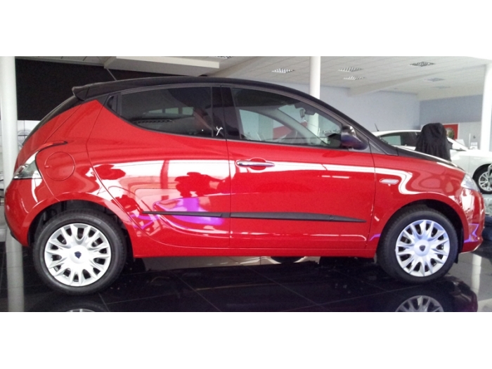 Baguettes protection convient à Lancia Ypsilon III (846) 2011-2024 3 portes bicorps ensemble
