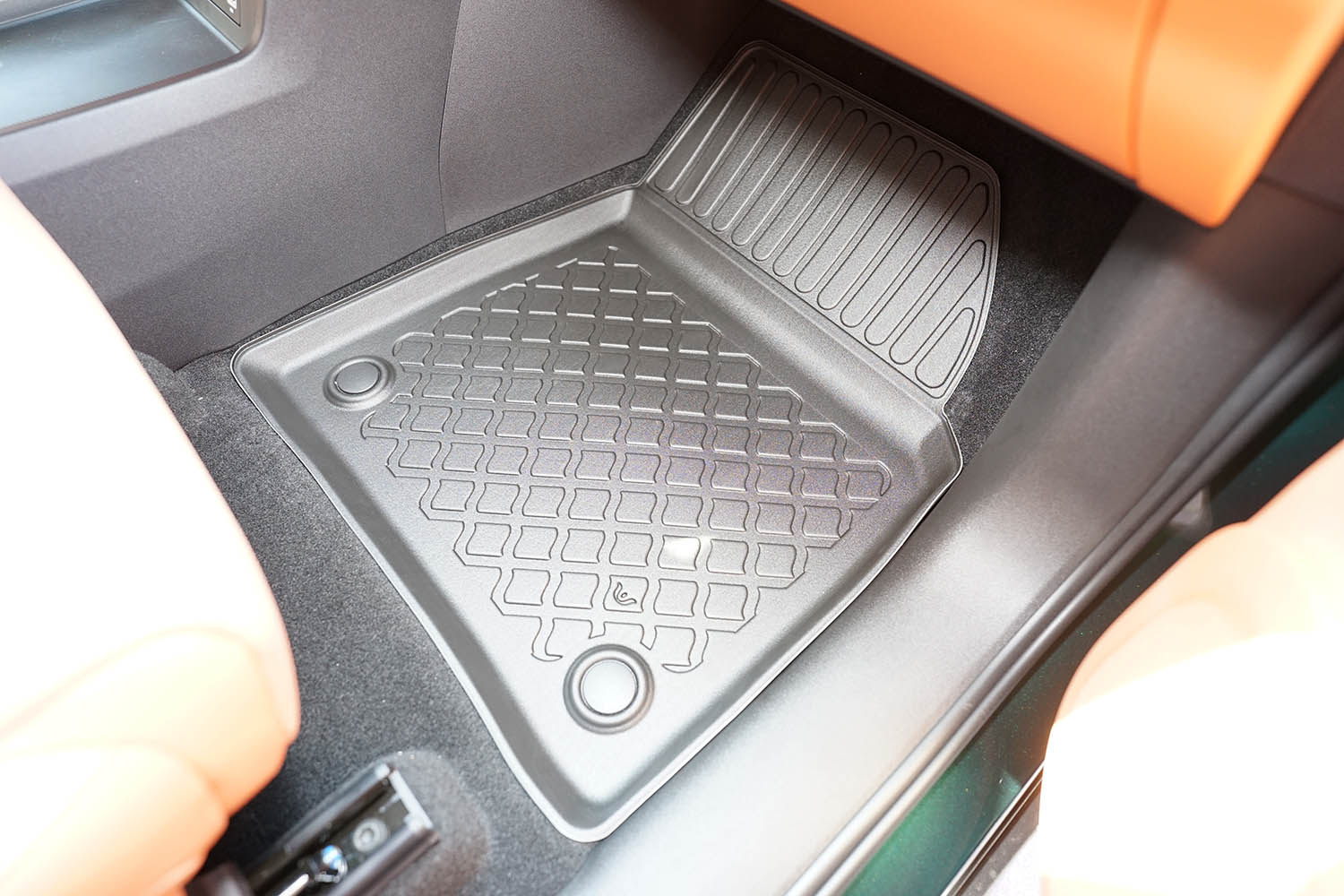 Car mats suitable for Leapmotor C10 2024-present Guardliner PE/TPE rubber (LEA1C1FM-G) (6) Car mats suitable for Leapmotor C10 2024-present Guardliner PE/TPE rubber (LEA1C1FM-G) (6)