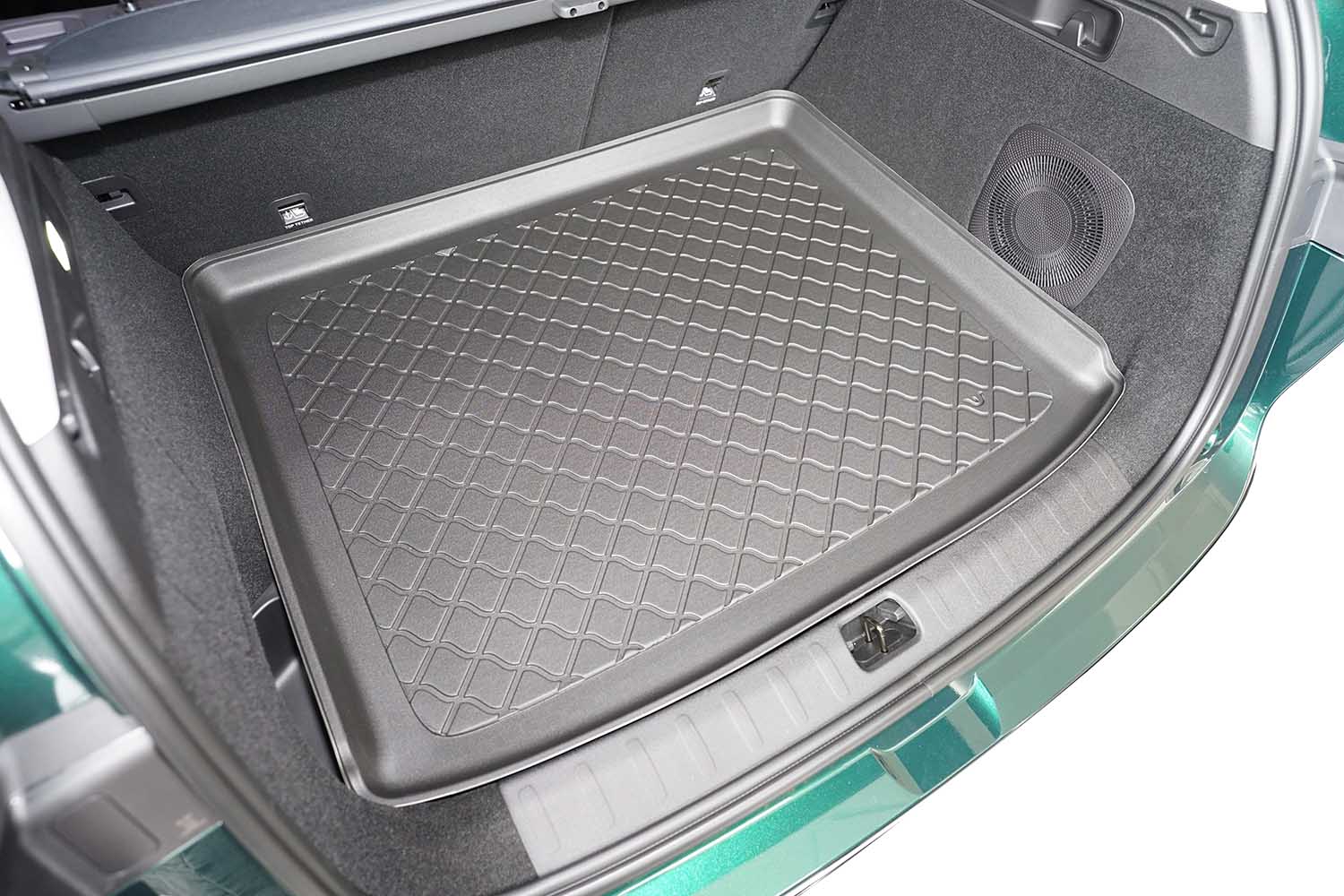 Boot mat suitable for Leapmotor C10 2024-present Guardliner anti slip PE/TPE rubber (LEA1C1TM-G) (6) Boot mat suitable for Leapmotor C10 2024-present Guardliner anti slip PE/TPE rubber (LEA1C1TM-G) (6)