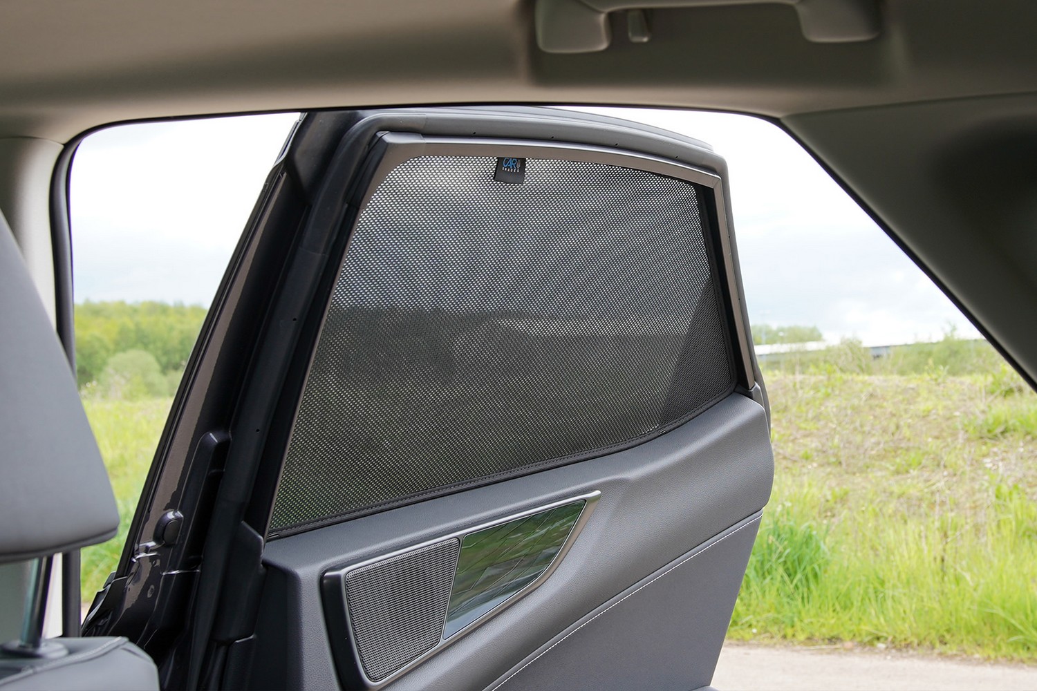 Sun shades suitable for Lexus NX I (AZ10) 2014-2021 Car Shades - rear side doors (LEX2NXCS-RD) (3) Sun shades suitable for Lexus NX I (AZ10) 2014-2021 Car Shades - rear side doors (LEX2NXCS-RD) (3)