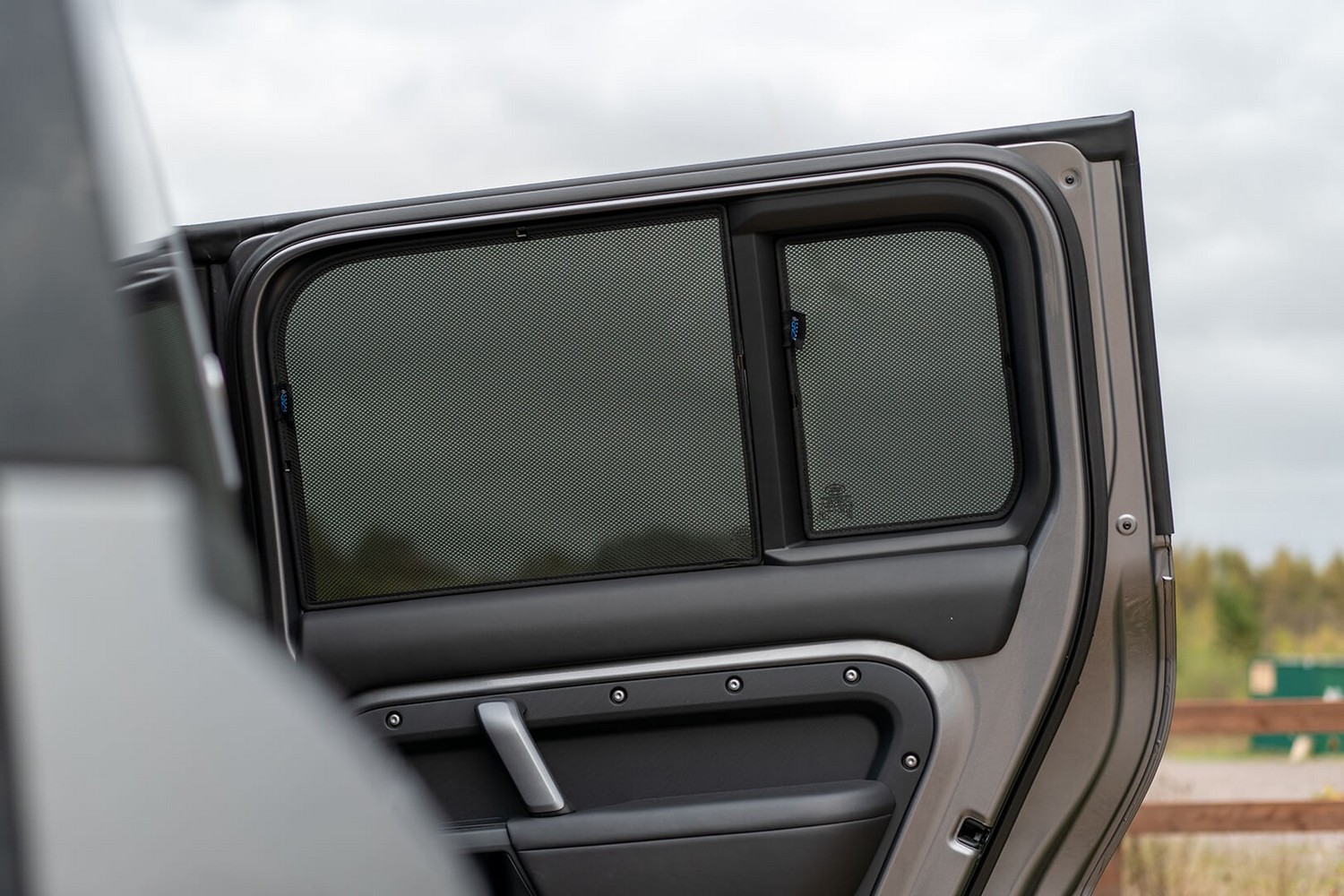Sun shades Land Rover Defender 110 (L663) 2020-present Car Shades - rear side doors
