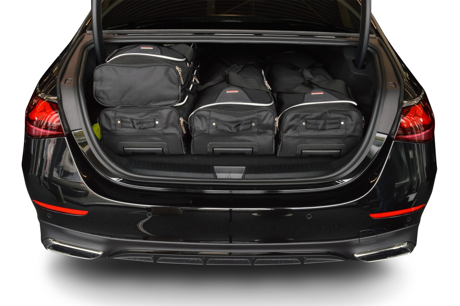 Travel bag set suitable for Mercedes-Benz E-Class (W214) 2023-present 4-door saloon Original (3)