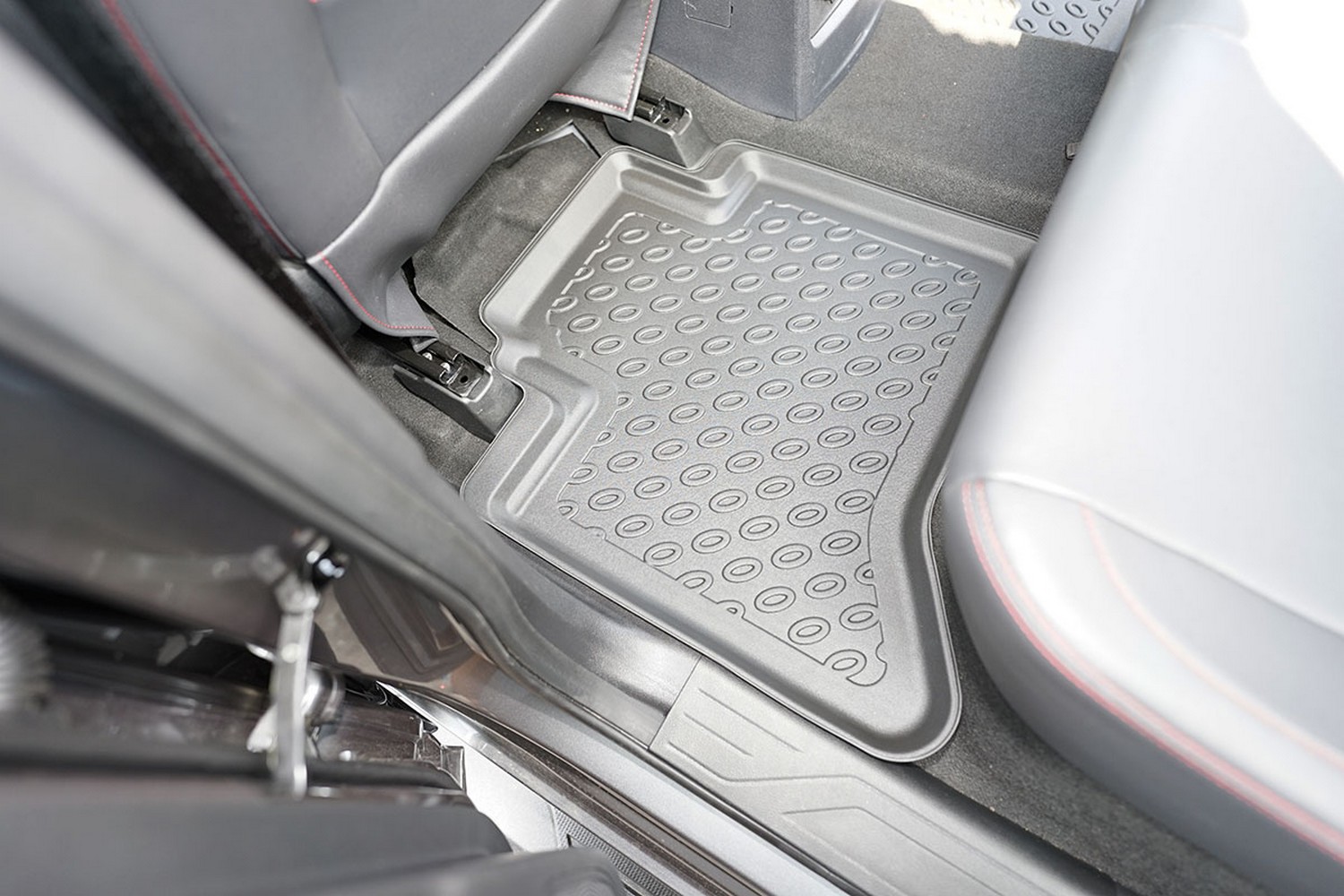 Car mats suitable for Maxus T90 2021-present pickup Cool Liner PE/TPE rubber (MAX1T9FM-C) (4) Car mats suitable for Maxus T90 2021-present pickup Cool Liner PE/TPE rubber (MAX1T9FM-C) (4)